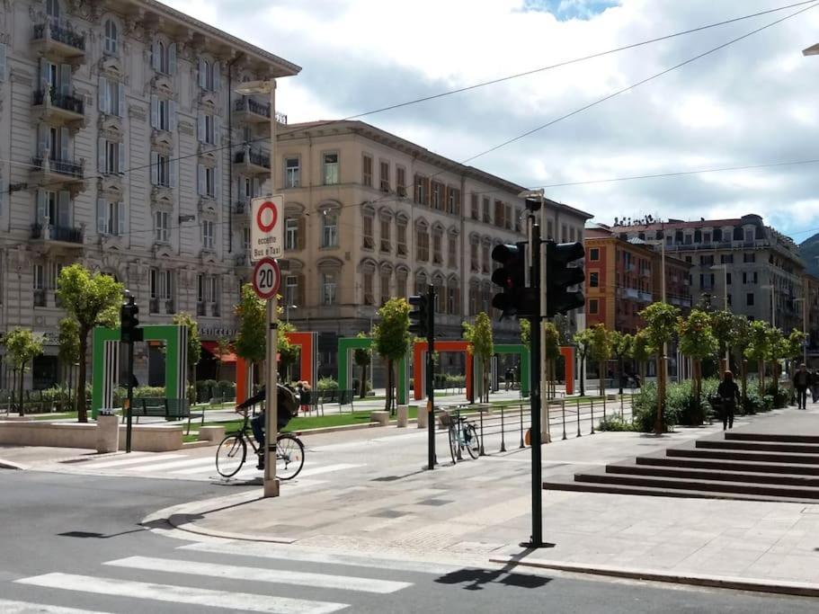 La Casa Del Forziere Verde La Spezia Luaran gambar